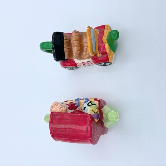 Vintage Wade Red Rose Tea Miniature Teapot Figurines Collectibles Car Toy Chest - Picture 11 of 16